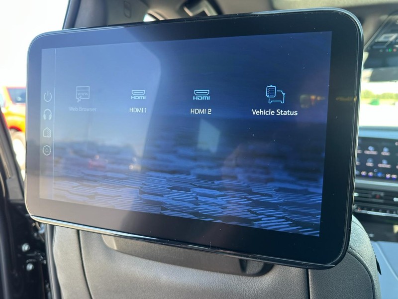 Chevrolet Tahoe Vehicle Full-screen Gallery Image 9