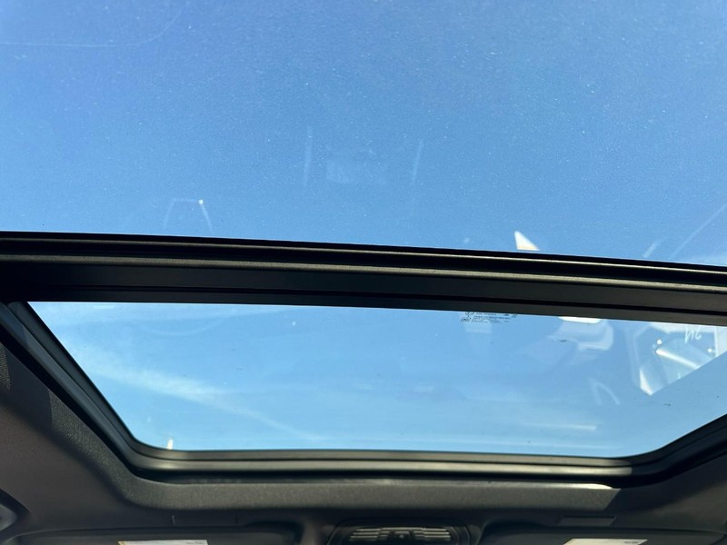 Chevrolet Tahoe Vehicle Full-screen Gallery Image 10