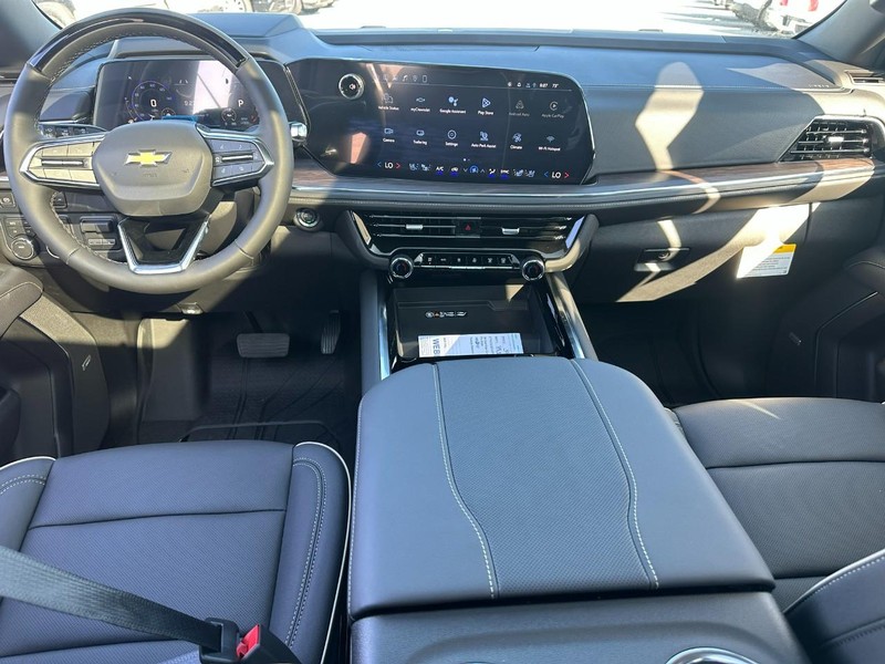 Chevrolet Tahoe Vehicle Full-screen Gallery Image 11