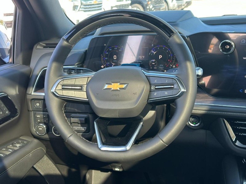 Chevrolet Tahoe Vehicle Full-screen Gallery Image 12