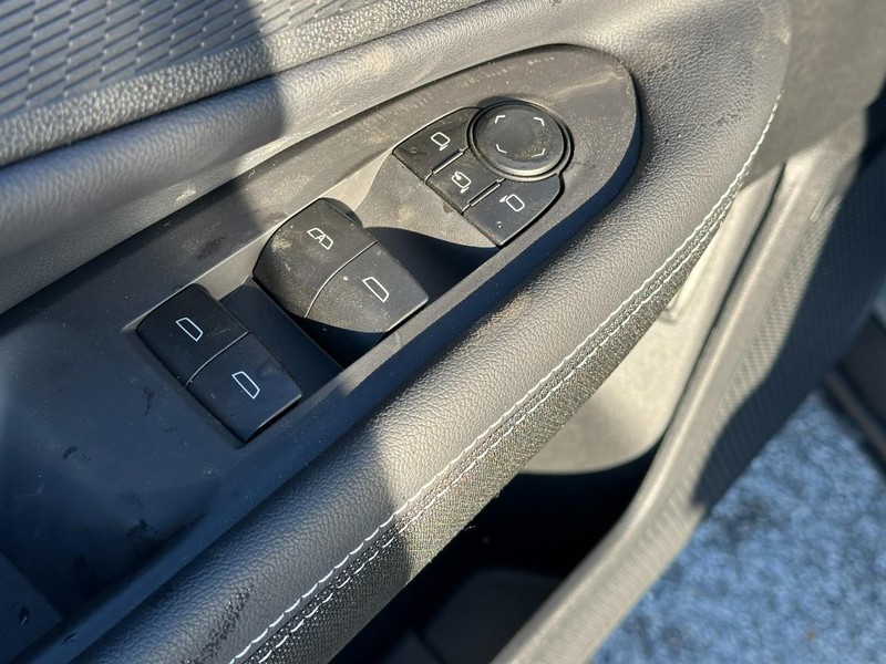 Chevrolet Blazer EV Vehicle Full-screen Gallery Image 10