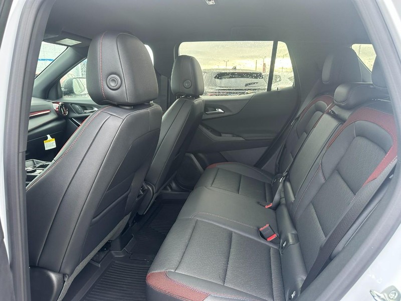 Chevrolet Equinox Vehicle Full-screen Gallery Image 4