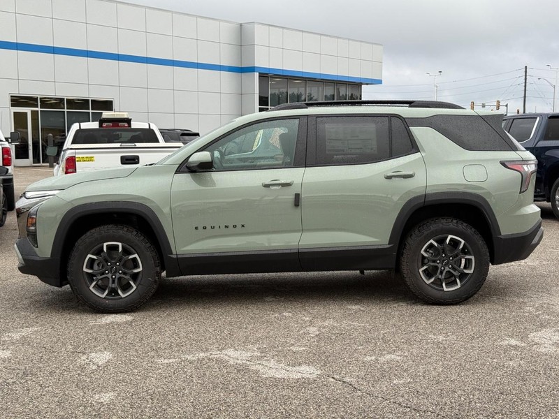 Chevrolet Equinox Vehicle Full-screen Gallery Image 2