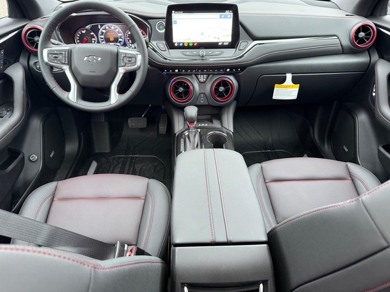 Chevrolet Blazer Vehicle Full-screen Gallery Image 7