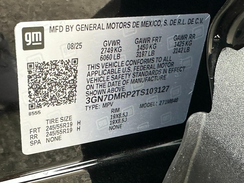 Chevrolet Equinox EV Vehicle Full-screen Gallery Image 14