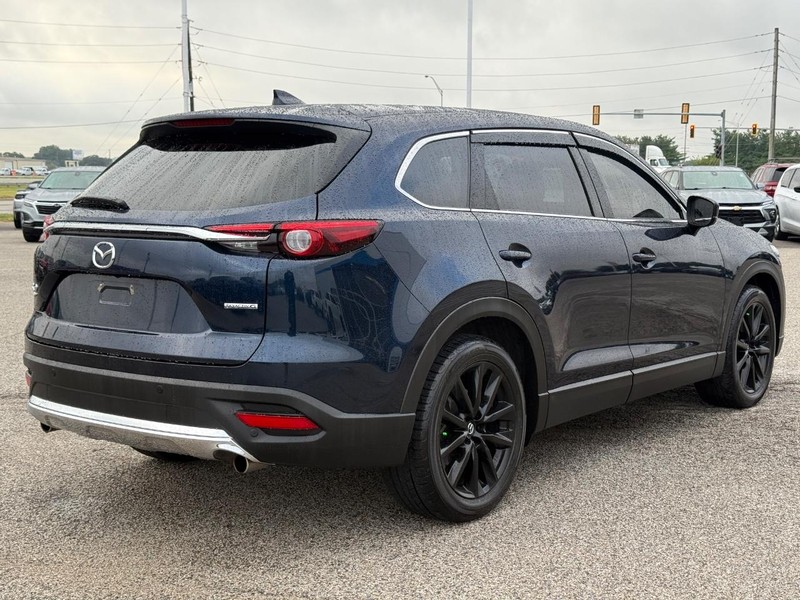 Mazda CX-9 Vehicle Full-screen Gallery Image 5