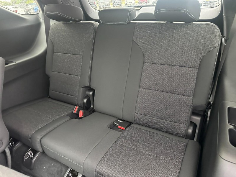 Chevrolet Traverse Vehicle Full-screen Gallery Image 5