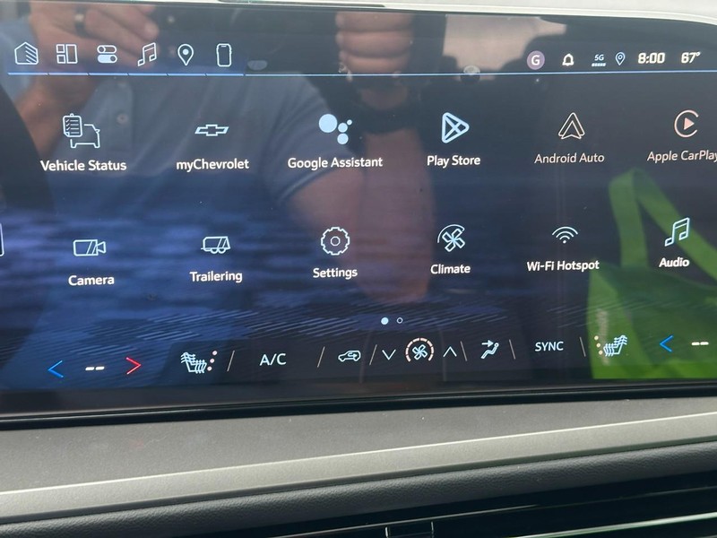 Chevrolet Traverse Vehicle Full-screen Gallery Image 16