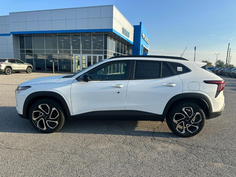 Chevrolet Trax Vehicle Full-screen Gallery Image 2