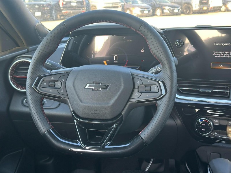 Chevrolet Trax Vehicle Full-screen Gallery Image 7