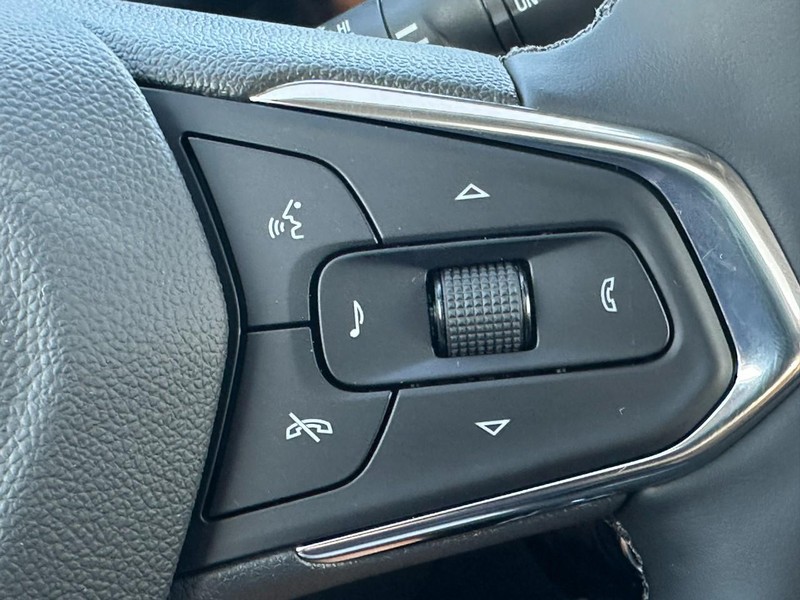 Chevrolet Trax Vehicle Full-screen Gallery Image 13