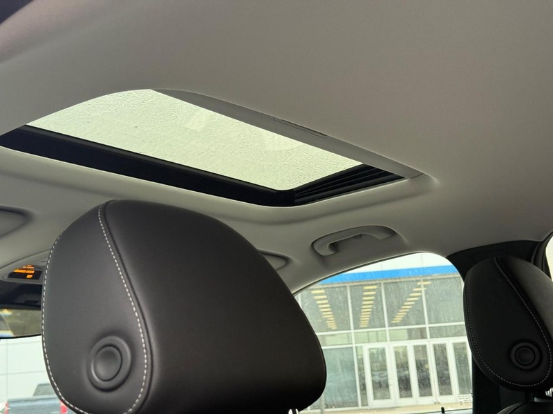 Chevrolet Trax Vehicle Full-screen Gallery Image 6