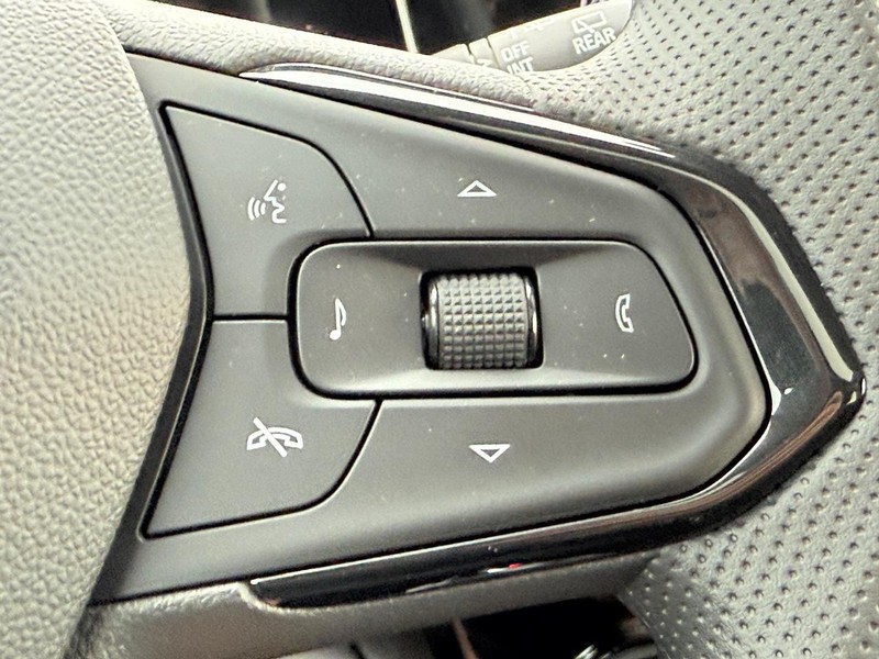 Chevrolet Trax Vehicle Full-screen Gallery Image 10