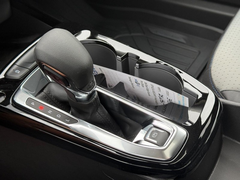 Chevrolet Trax Vehicle Full-screen Gallery Image 15