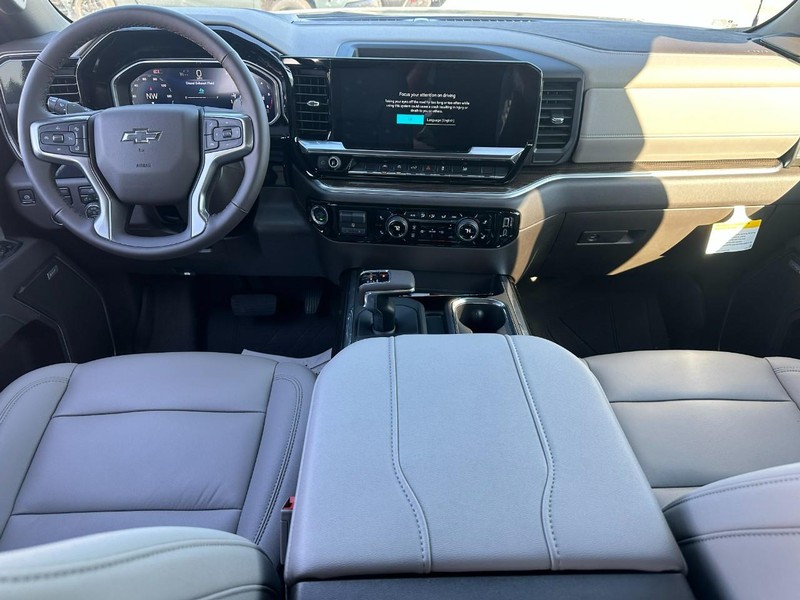 Chevrolet Silverado 1500 Vehicle Full-screen Gallery Image 5