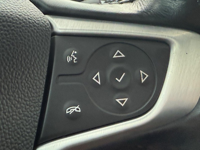 GMC Terrain Vehicle Full-screen Gallery Image 14