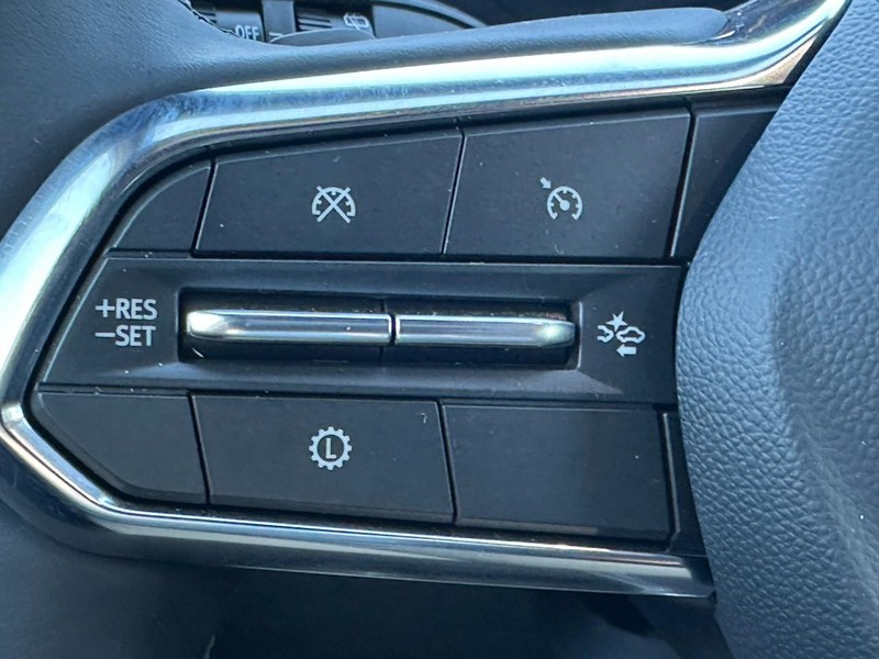 Chevrolet Equinox Vehicle Full-screen Gallery Image 11