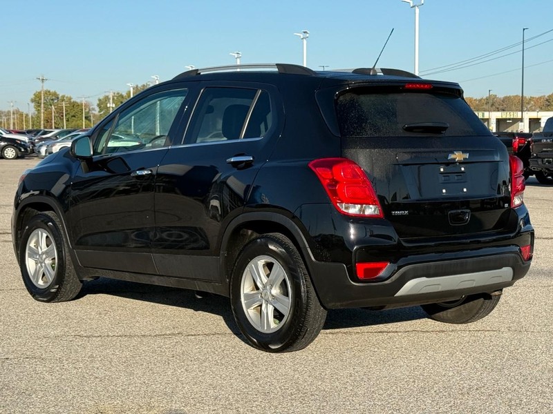 Chevrolet Trax Vehicle Full-screen Gallery Image 3
