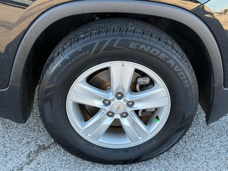 Chevrolet Trax Vehicle Full-screen Gallery Image 7