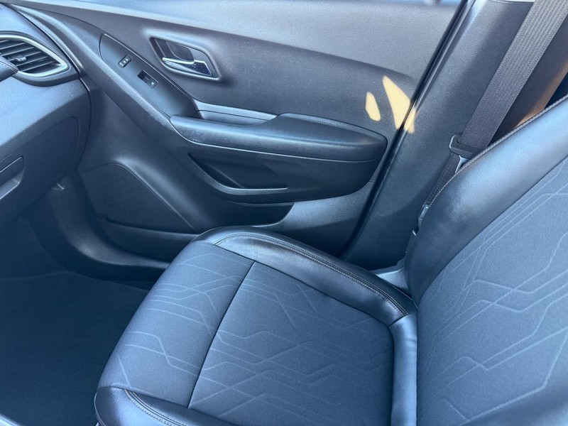 Chevrolet Trax Vehicle Full-screen Gallery Image 19