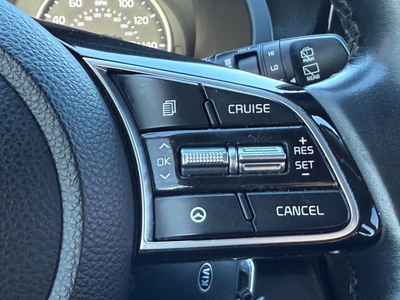 Kia Seltos Vehicle Full-screen Gallery Image 14