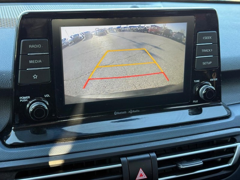 Kia Seltos Vehicle Full-screen Gallery Image 16