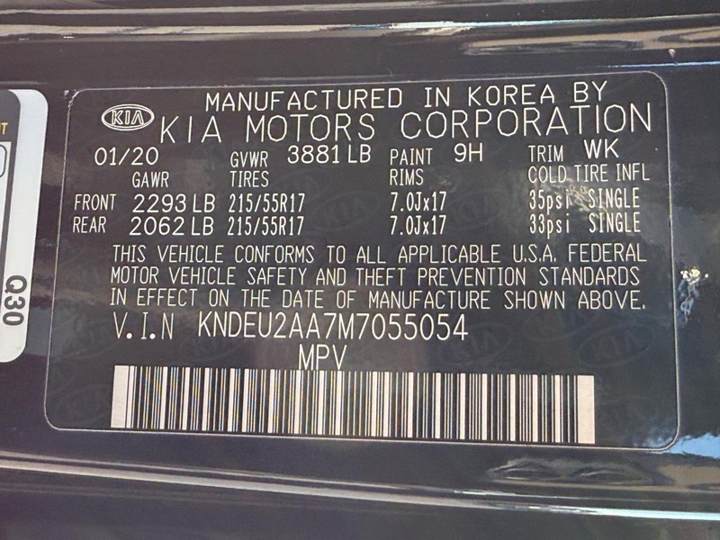 Kia Seltos Vehicle Full-screen Gallery Image 24