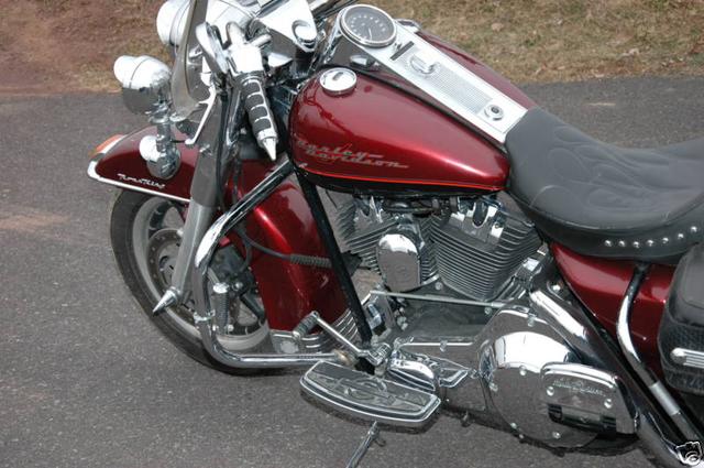 Harley-Davidson ROAD KING FLHRI Vehicle Image 05