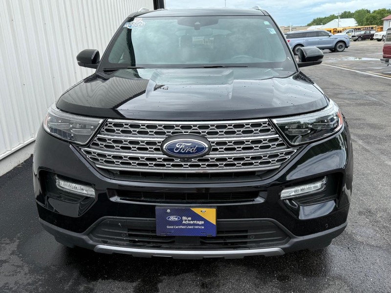 Ford Explorer Vehicle Full-screen Gallery Image 8