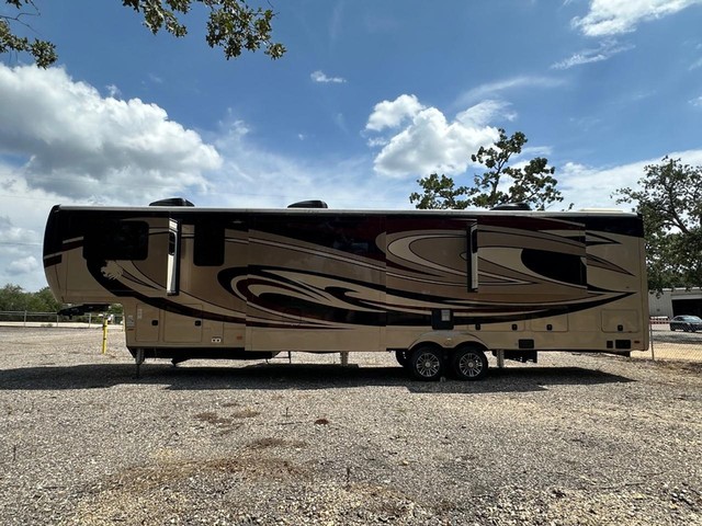 Landmark LAFAYETTE - - Lockhart TX