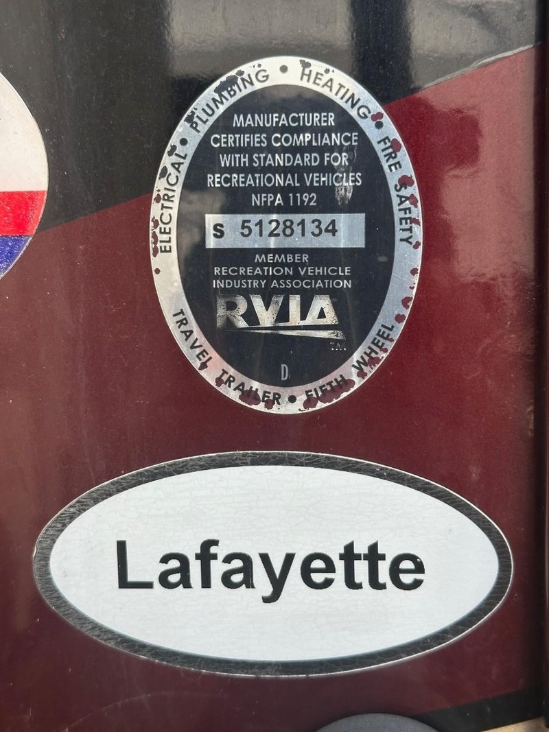 Landmark LAFAYETTE Vehicle Full-screen Gallery Image 07