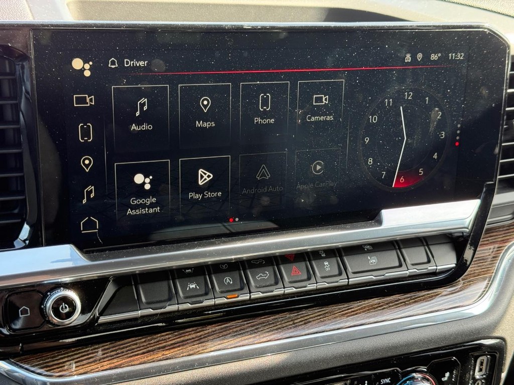 GMC Sierra 1500 Vehicle Full-screen Gallery Image 16