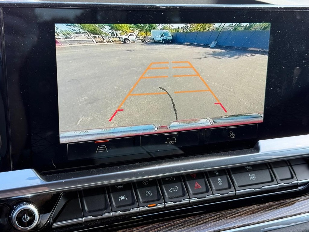 GMC Sierra 1500 Vehicle Full-screen Gallery Image 17