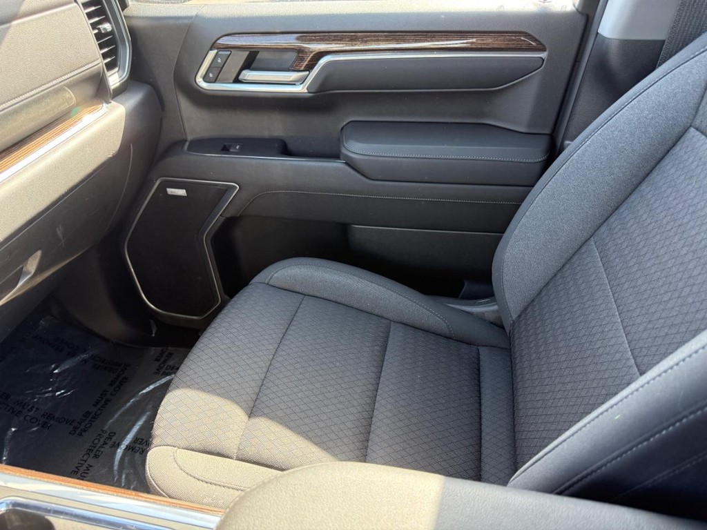 GMC Sierra 1500 Vehicle Full-screen Gallery Image 21
