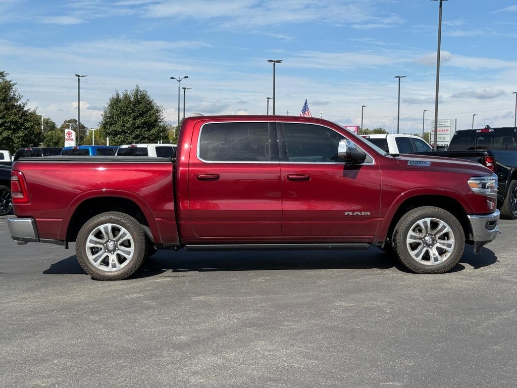 Ram 1500 Vehicle Full-screen Gallery Image 03
