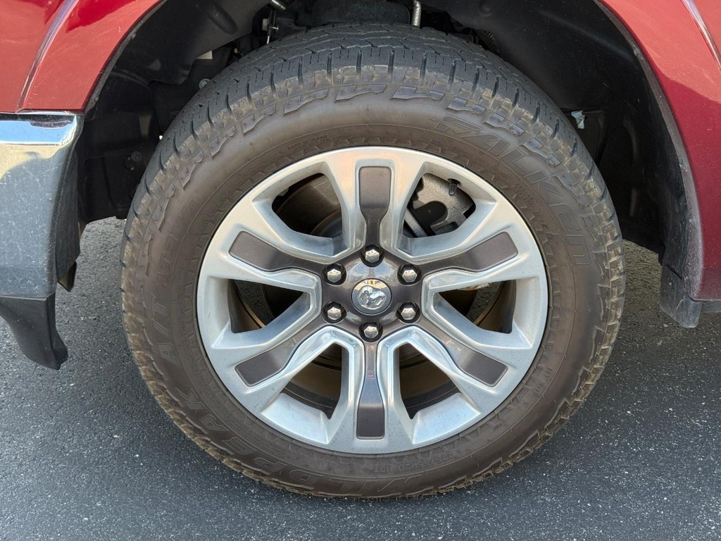 Ram 1500 Vehicle Full-screen Gallery Image 08