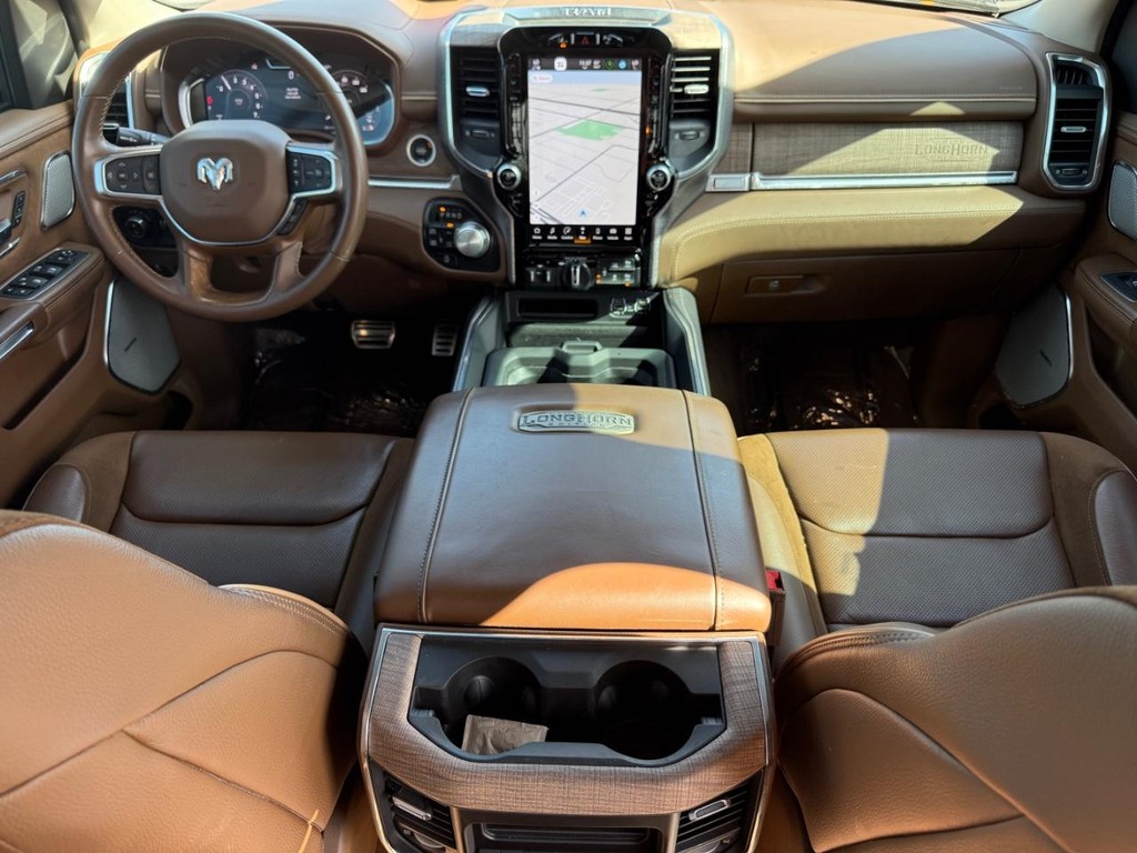 Ram 1500 Vehicle Full-screen Gallery Image 13