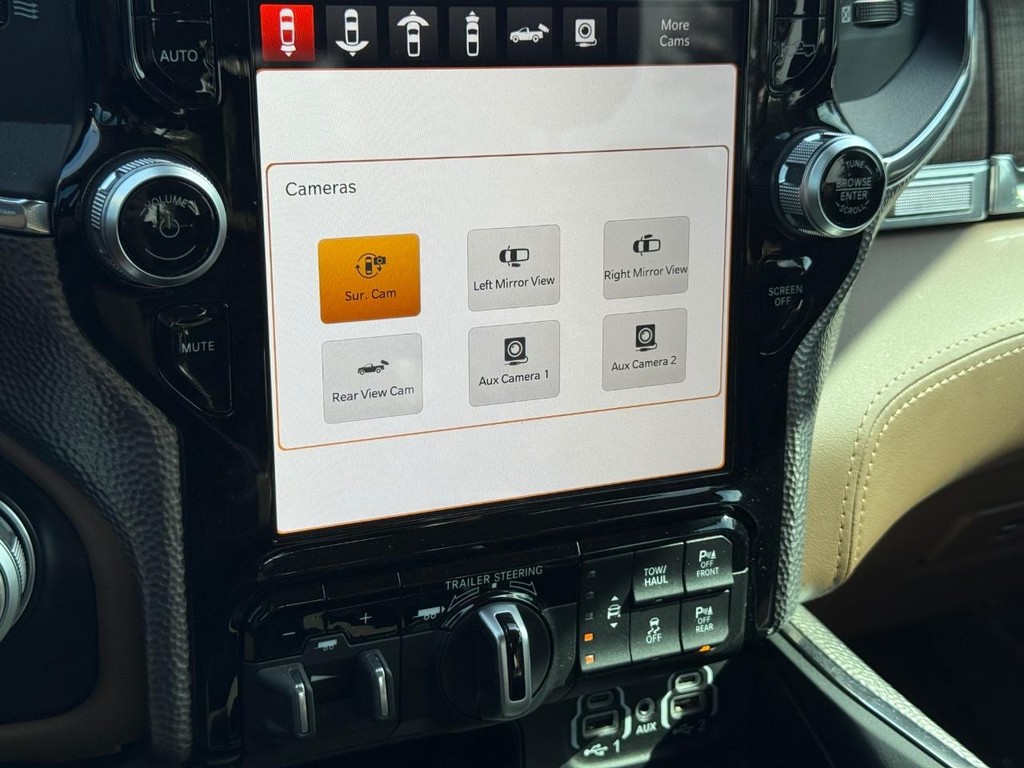 Ram 1500 Vehicle Full-screen Gallery Image 21