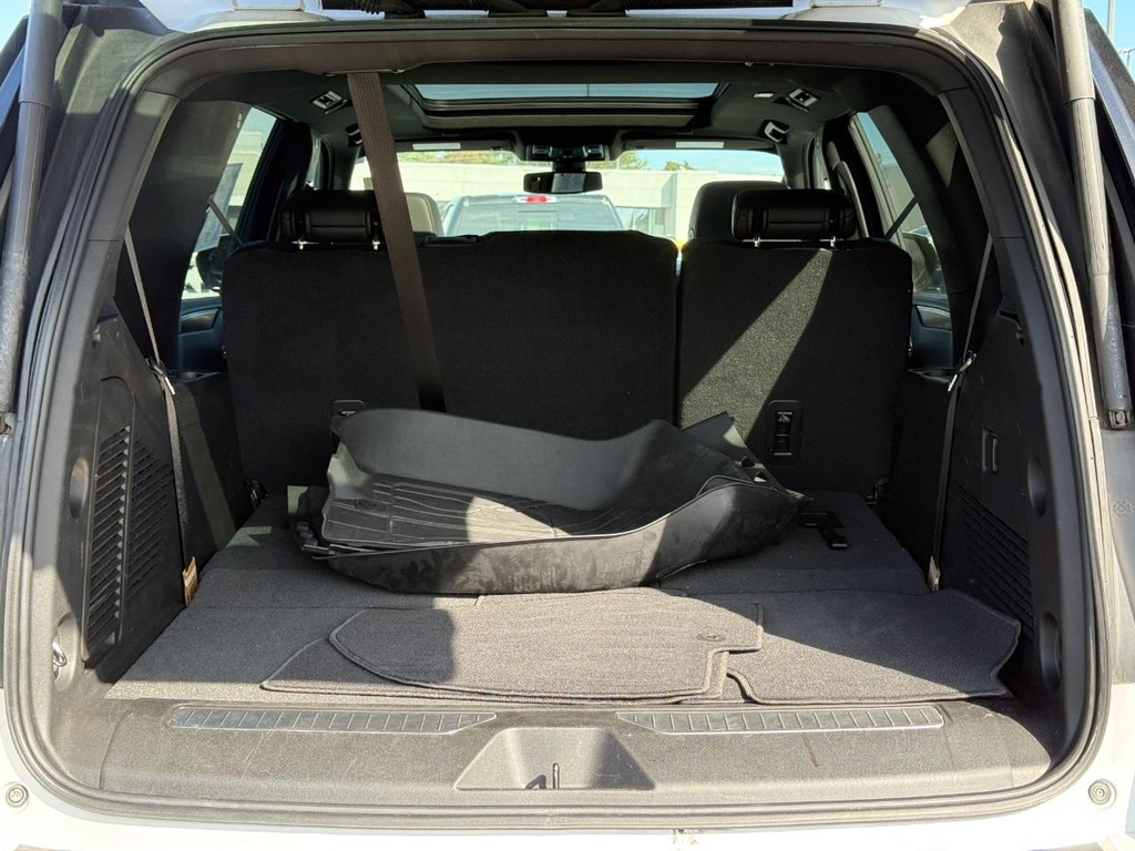 Chevrolet Tahoe Vehicle Full-screen Gallery Image 07
