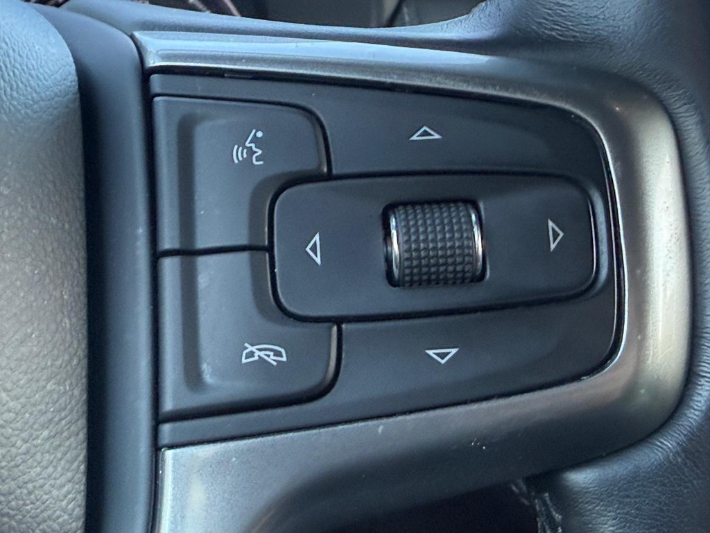 Chevrolet Tahoe Vehicle Full-screen Gallery Image 18