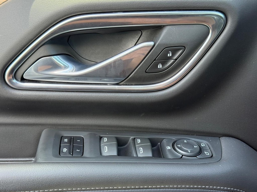Chevrolet Tahoe Vehicle Full-screen Gallery Image 27