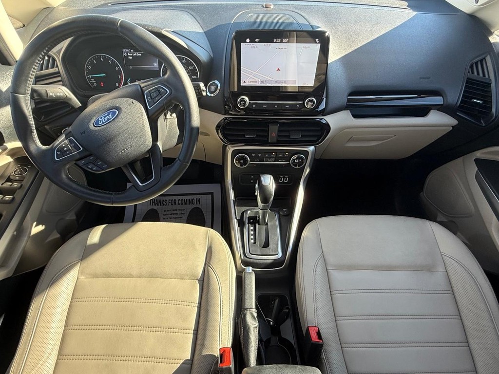 Ford EcoSport Vehicle Full-screen Gallery Image 08