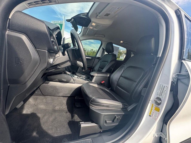 Ford Escape Vehicle Image 08