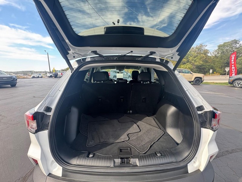 Ford Escape Vehicle Image 10