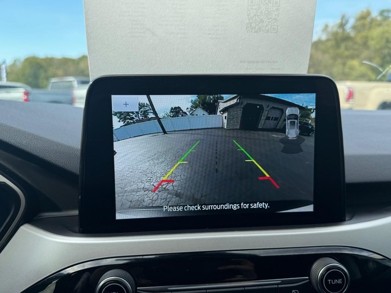 Ford Escape Vehicle Image 17