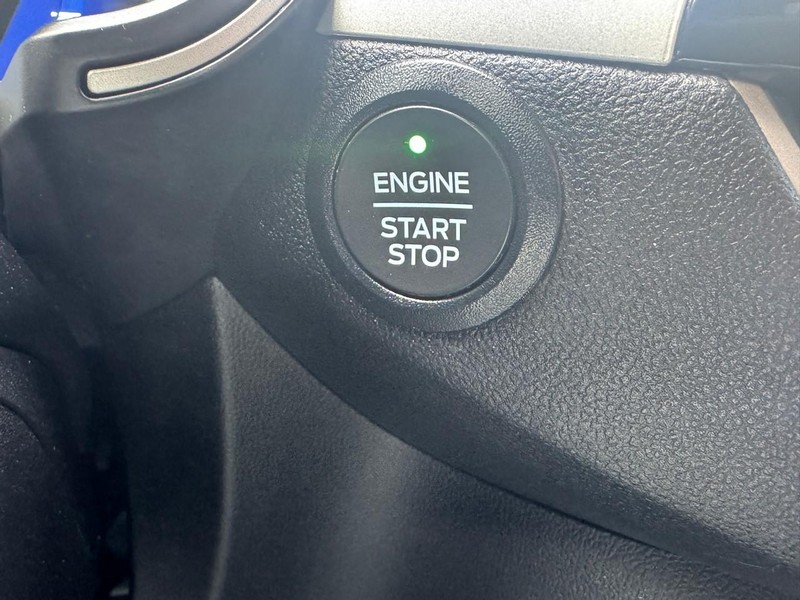 Ford Escape Vehicle Image 18