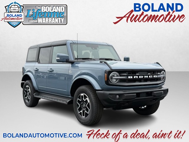 2025 Ford Bronco 4-Door Outer Banks's photo