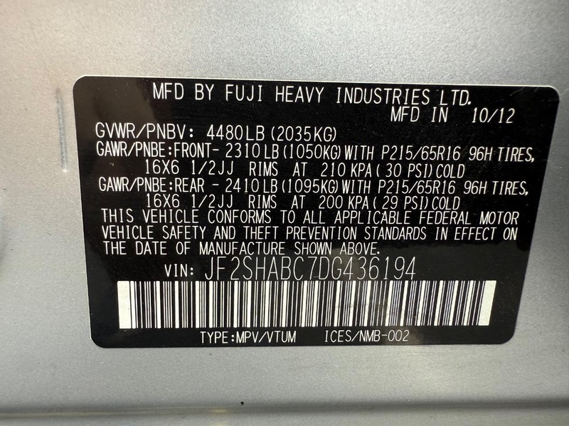 Subaru Forester Vehicle Full-screen Gallery Image 31