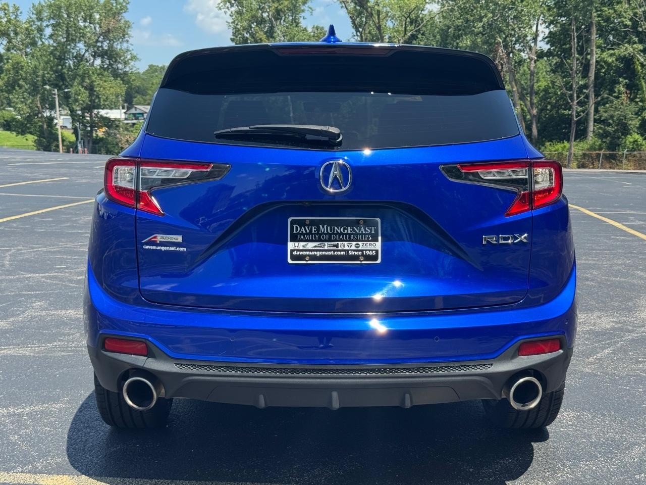 Acura RDX Vehicle Full-screen Gallery Image 05