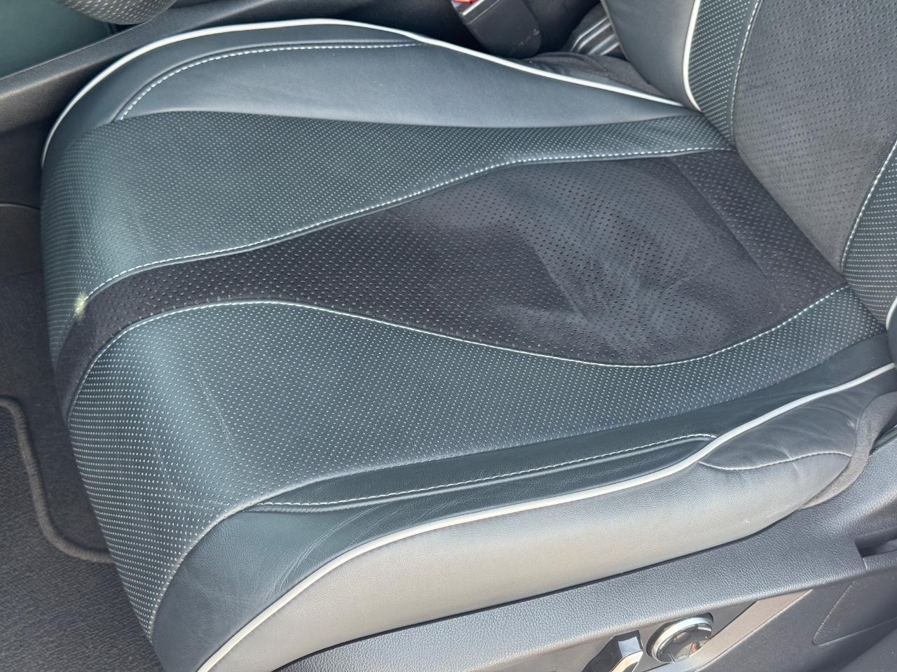 Acura RDX Vehicle Full-screen Gallery Image 27